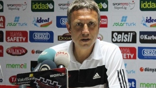 Mutlu Topçu hakeme yüklendi