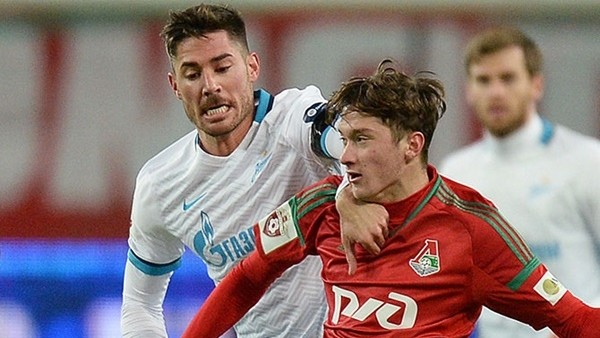 Lokomotiv Zenit'i rahat geçti