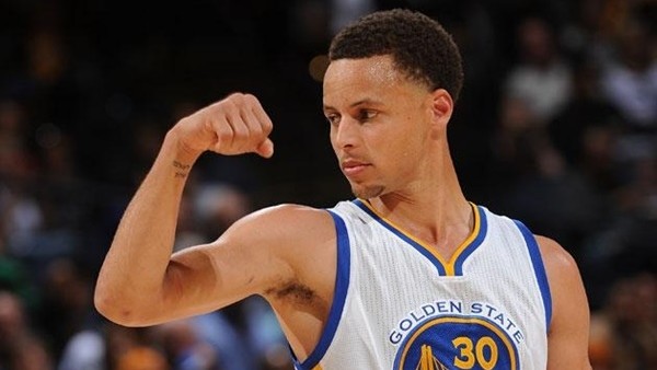 Stephen Curry'den 41 sayılık performans