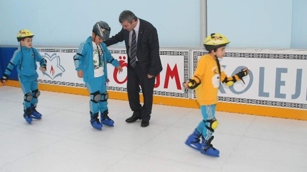 Buz Hokeyi yaygınlaştırılıyor