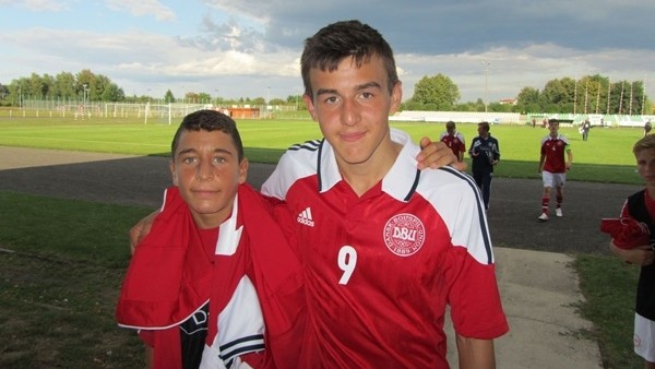 Van Gaal 18'lik Türk Emre Mor'un peşinde