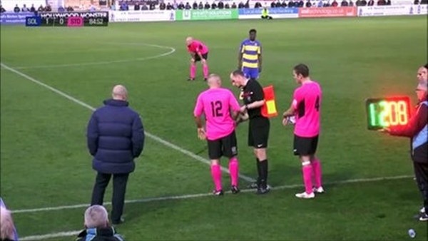 Futbol tarihinin en hızlı kırmızı kartı