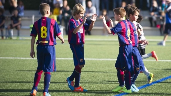 Barcelona'lı gençlerden enfes goller!