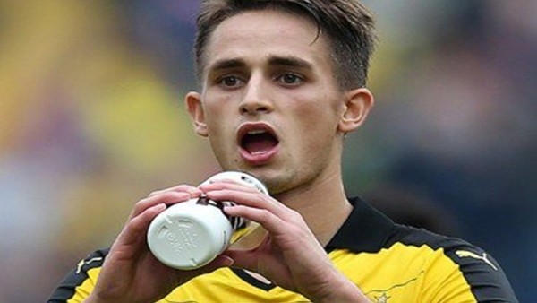 Adnan kulübeden çıkamıyor