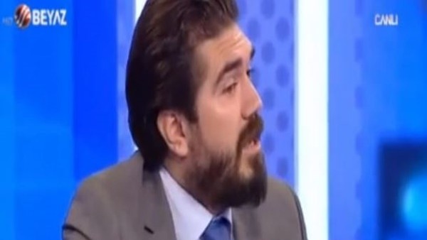 Rasim Ozan canlı yayında ağladı