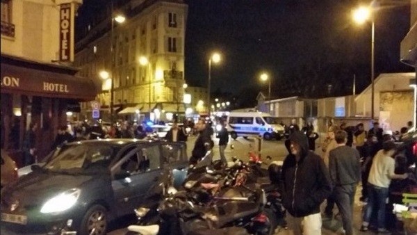 Fransa sokakları savaş alanı gibi