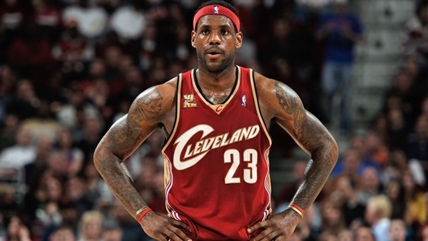 LeBron James ve Melo kapışması