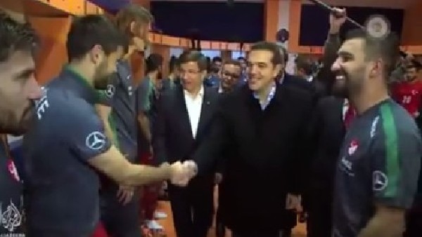 Arda Turan'dan Atınç'a: 'Sen hangi takımdaydın?'