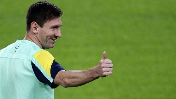 Messi önce gösterdi sonra attı