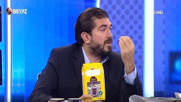 Abdulkerim Durmaz'dan Rasim Ozan'a Rize çayı süprizi