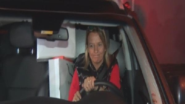 Hamzaoğlu'nun eşi tesislerden ayrıldı