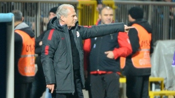 Mustafa Denizli: 'Uzun bir yolculuğumuz var'