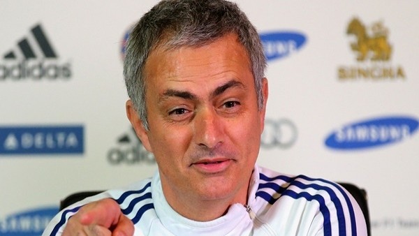 Mourinho: 'Taraftarlar aptal değil'