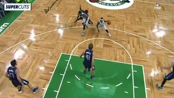 NBA'de gecenin en iyi 10 hareketi (19 Kasım 2015)