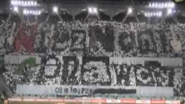 Legia taraftarından harika koreografi