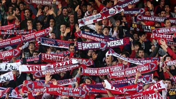 Mersin'de taraftarlardan afişli destek çağrısı