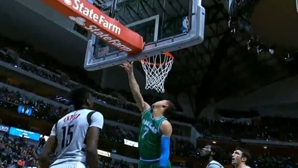 NBA'de gecenin en iyi 10 hareketi (5 Aralık 2015)