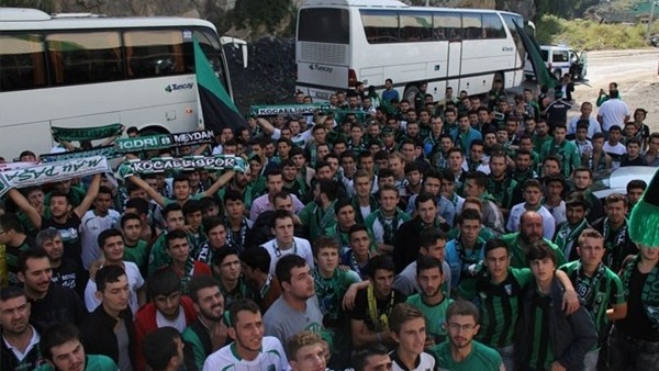 Kocaelispor taraftarı sınır tanımadı! 