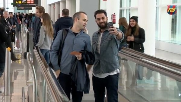 Barcelona'lı futbolculara sıcak karşılama