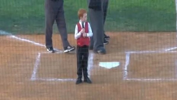 Milli marş sırasında hıçkırık tutunca..