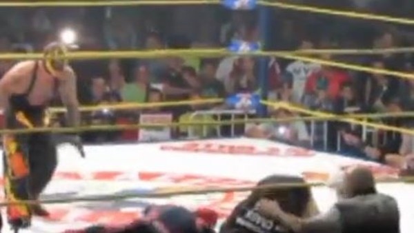 Arkadaşları öldü onlar devam etti!