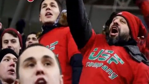 Gökdeniz tribünde çıldırdı