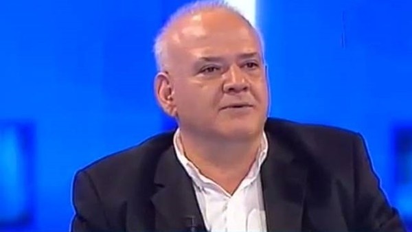 Ahmet Çakar: 'Robin van Persie gelecek sezon yok'