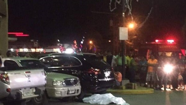 Milli futbolcu başından vuruldu!