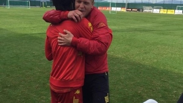 Vleminckx'e yumurtalı doğum günü