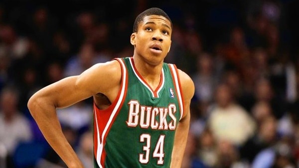 Giannis Antetokounmpo'dan Triple-Double performans