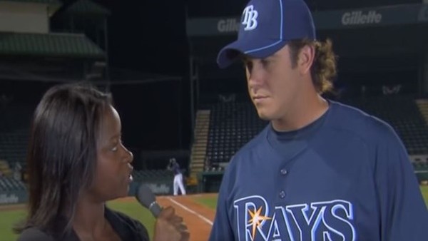 Beyzbol oyuncusundan inanılmaz refleks