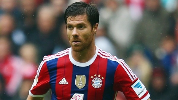 Xabi Alonso'dan inanılmaz gol!