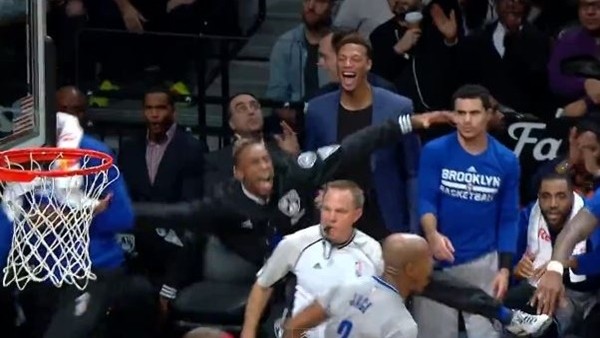 NBA'de gecenin en iyi 10 hareketi (9 Aralık 2015)