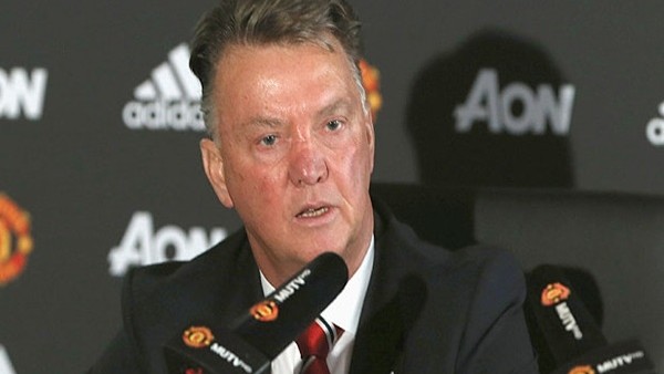 Van Gaal sinirini basından çıkardı
