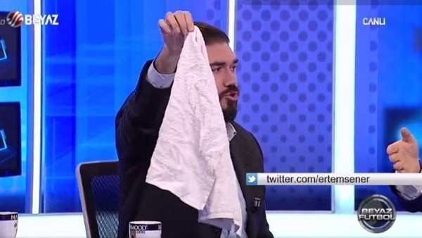 Rasim Ozan canlı yayında havlu attı