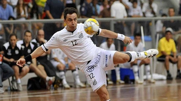 Falcao şovunu yaptı, mesajı verdi