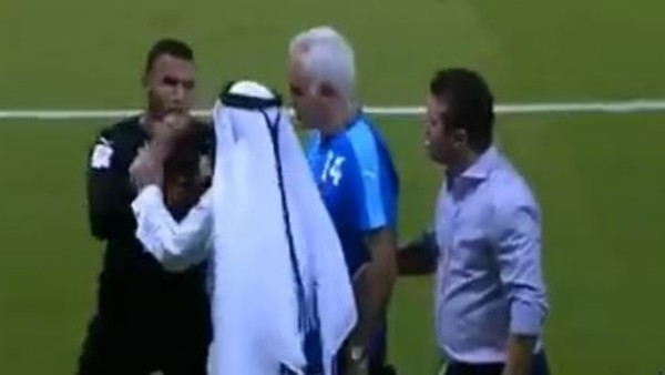 Bülent Uygun'un üzerine yürüdü ve...