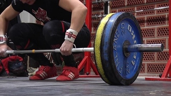 Bayılmayı alışkanlık haline getirdi