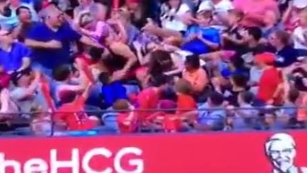 Dünyanın en çılgın taraftarı