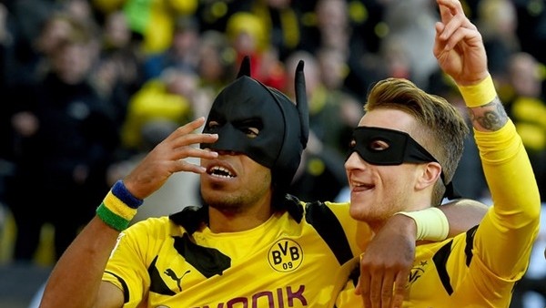 Reus ve Aubameyang'tan senkronize ısınma