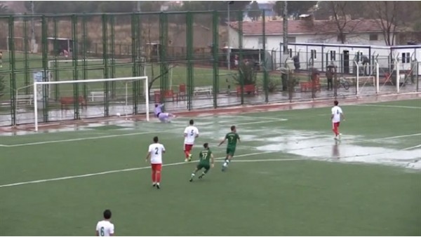 Amatör maçta jeneriklik gol