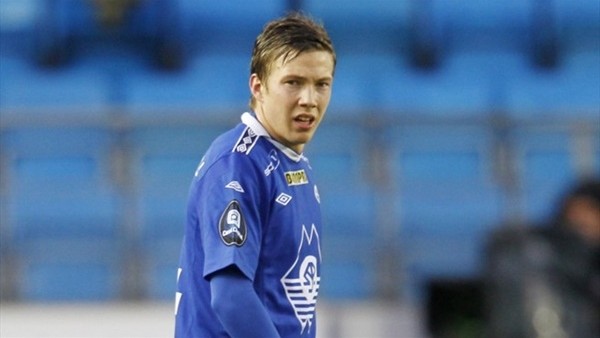 Martin Linnes rakiplerine fark atıyor