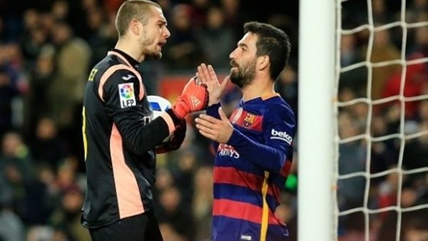 Arda Turan'ın ilk maçında topla buluştuğu bütün anlar