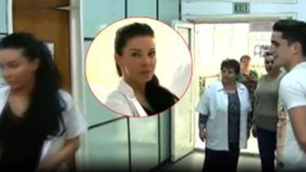 Sağlık kontrolünde gözle taciz kameralara yakalandı