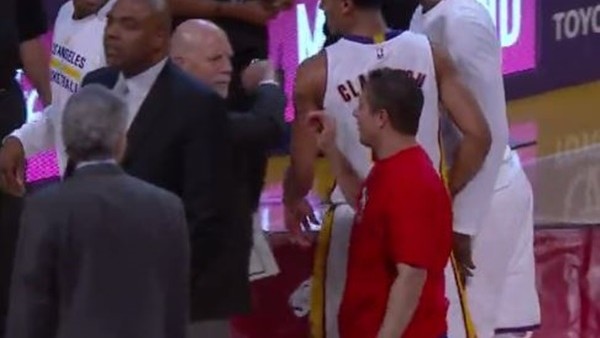 Orta sahadan attı 95 bin Dolar'ı kaptı