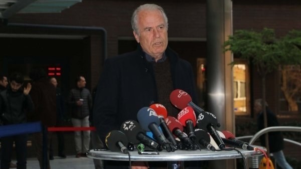 Mustafa Denizli kendisini yalanladı