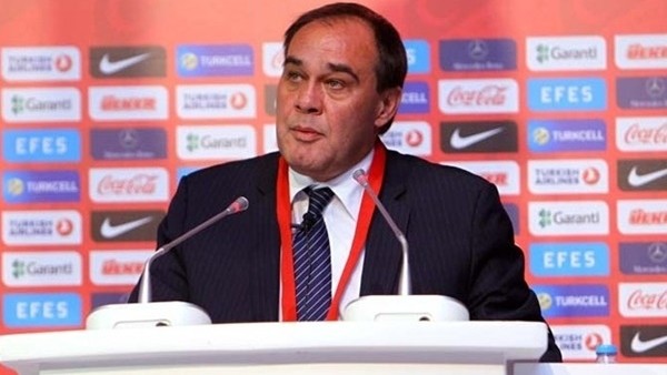 Yıldırım Demirören: 'Öncelik futbol yasası'