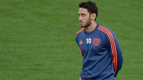 Hakan Çalhanoğlu buz adam oldu