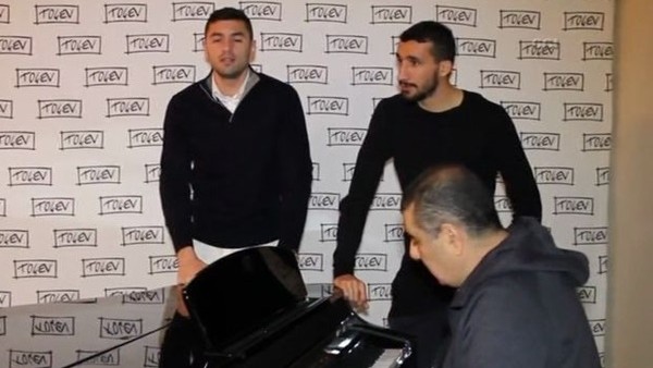 Burak Yılmaz ve Mehmet Topal'dan müthiş düet