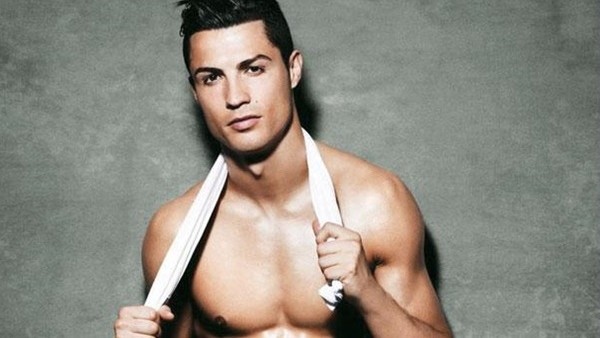 Ronaldo kendi markasını böyle tanıttı